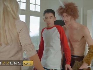 Big Tit blonde milf Rebecca More gets fucked - A XXX Parody xxx movie films
